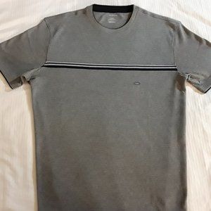 Men's pullover short sleeve shirt by Van Huesen